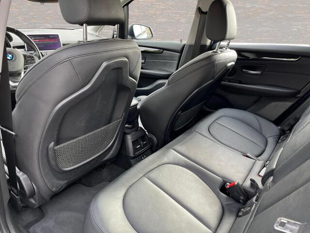 BMW 2-SERIE Active Tourer 225xe LEDER SPORTSTOELEN NAVIGATIE LMV LED