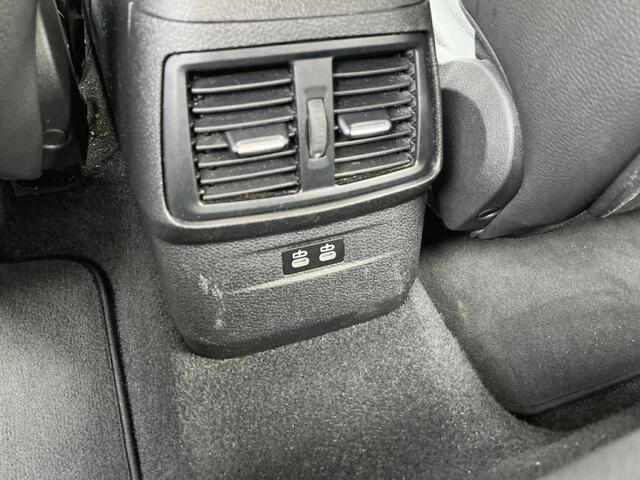 BMW 2-SERIE Active Tourer 225xe LEDER SPORTSTOELEN NAVIGATIE LMV LED