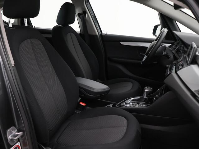 BMW 2-SERIE Active Tourer 218i 136 PK AUT. + NAVIGATIE / STOELVERW. / CRUISE / CLIMATE CONTROL