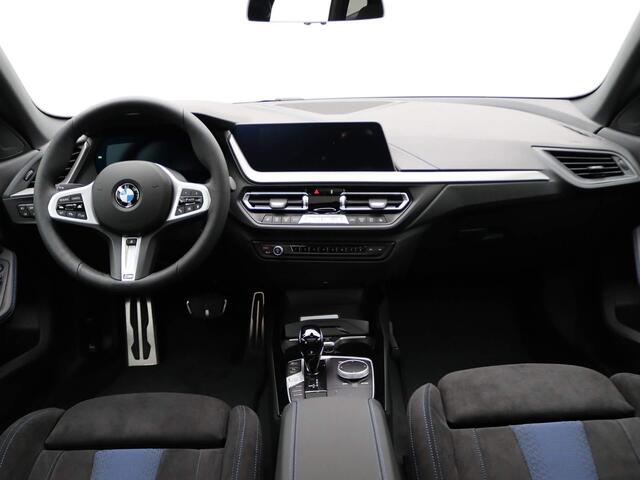 BMW 2-SERIE Gran Coupé 218i M Sportpakket Pro | Premium Pack | Comfort Pack | Travel Pack | Panoramadak | Active Cruise Control | DAB| HiFi | 18''