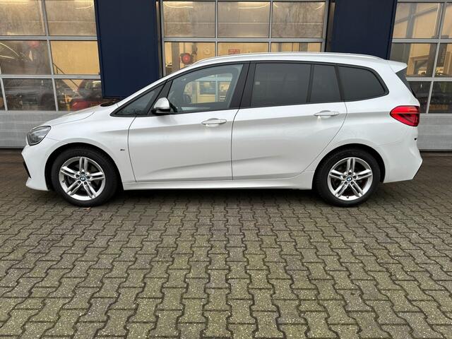 BMW 2-SERIE 218I 7P. HIGH EXEC. 7 PERS. ALL.IN.