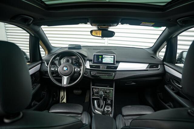 BMW 2-SERIE Active Tourer 225xe iPerformance High Executive Camera Pano HUD Clima Cruise Leer 17"LM