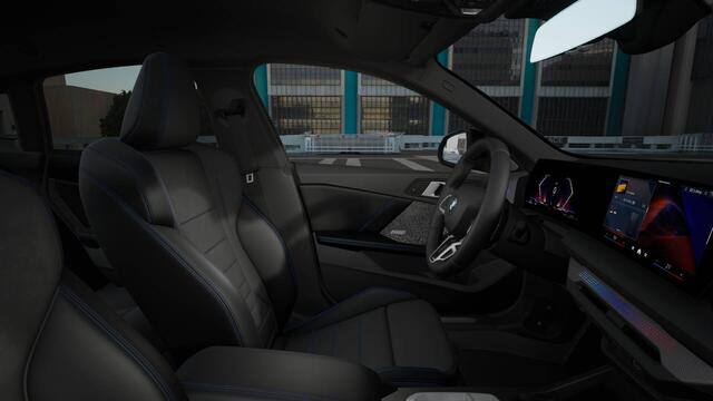 BMW 2-SERIE Gran Coupé 220 M Sport Automaat / Sportstoelen / Adaptieve LED / Comfort Access / M Adaptief onderstel / Parking Assistant / Stoelverwarming