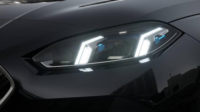 BMW 2-SERIE Gran Coupé 220 M Sport Automaat / Sportstoelen / Adaptieve LED / Comfort Access / M Adaptief onderstel / Parking Assistant / Stoelverwarming