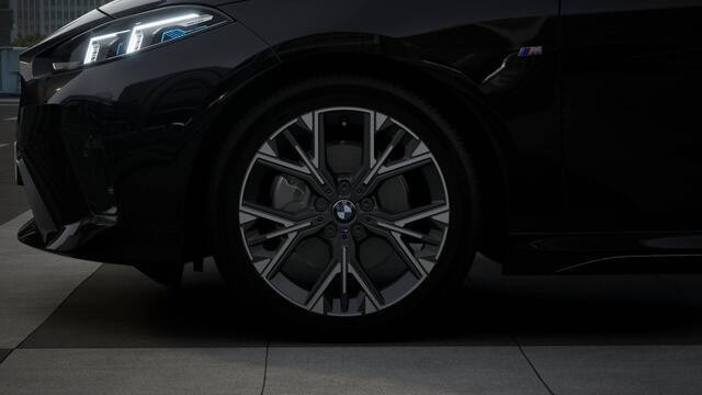 BMW 2-SERIE Gran Coupé 220 M Sport Automaat / Sportstoelen / Adaptieve LED / Comfort Access / M Adaptief onderstel / Parking Assistant / Stoelverwarming