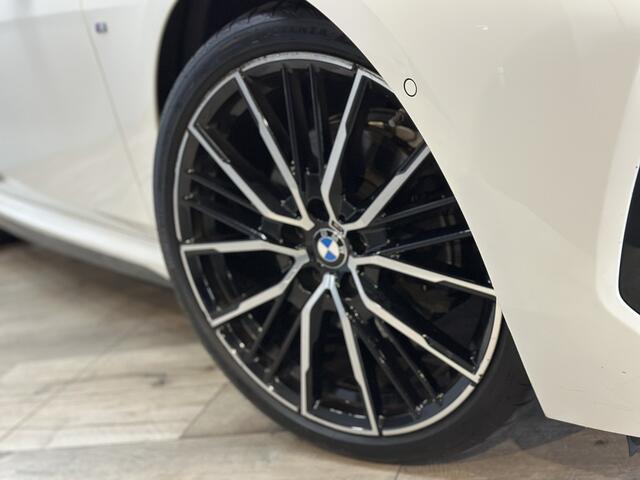 BMW 2-SERIE Gran Coupé 218i High Executive Edition M Sport | Airco ECC | LED | Panorama | Leder | Cruise control | Camera | Apple Carplay | Stoelverwarming | Isofix | NAP |