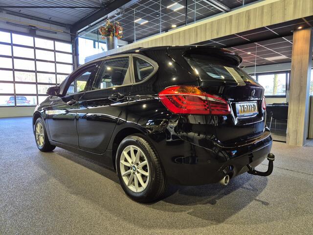 BMW 2-SERIE Active Tourer 218i Corporate Lease Executive Panorama | Navi | Trekhaak | LED