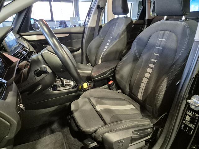 BMW 2-SERIE Active Tourer 218i Corporate Lease Executive Panorama | Navi | Trekhaak | LED