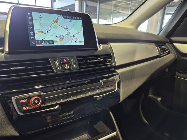 BMW 2-SERIE Active Tourer 218i Corporate Lease Executive Panorama | Navi | Trekhaak | LED