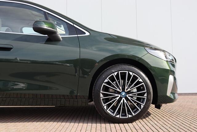 BMW 2-SERIE Active Tourer 225e xDrive Premium Pack/ Comfort Pack/ Travel Pack/ Panoramadak/ Verwarmd Stuurwiel/ Comfort Acces/ Elektrische Trekhaak/