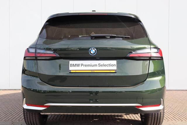 BMW 2-SERIE Active Tourer 225e xDrive Premium Pack/ Comfort Pack/ Travel Pack/ Panoramadak/ Verwarmd Stuurwiel/ Comfort Acces/ Elektrische Trekhaak/