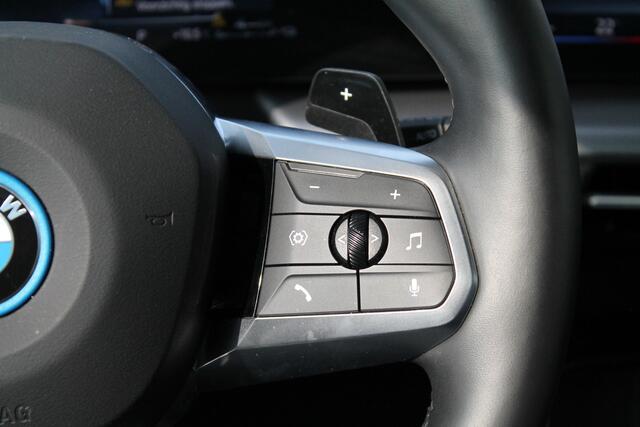 BMW 2-SERIE Active Tourer 225e xDrive High Executive M Sport Automaat / Panoramadak / Adaptief M Onderstel / Sportstoelen / Stoelverwarming / Adaptieve LED / Parking Assistant Plus / Head-Up / Live Cockpit Professional