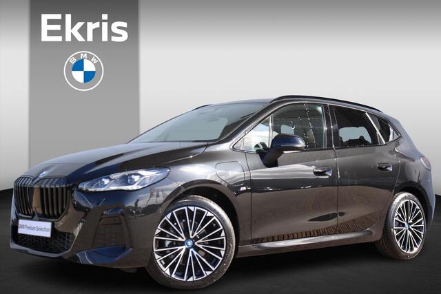 BMW 2-SERIE Active Tourer 225e xDrive M Sportpakket/ Premium Pack/ Stuurverwarming/ Comfort Acces/ Elektrische Trekhaak/ Panoramadak/ Harman-Kardon