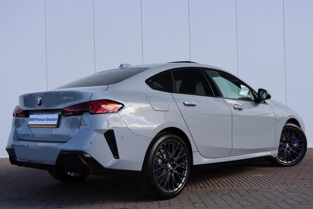 BMW 2-SERIE Gran Coupé 220 M Sport Design Edition M Sportpakket/ Comfort Access/ Panoramadak/ Harman-Kardon/ Premium Pack/ Stoelverwarming