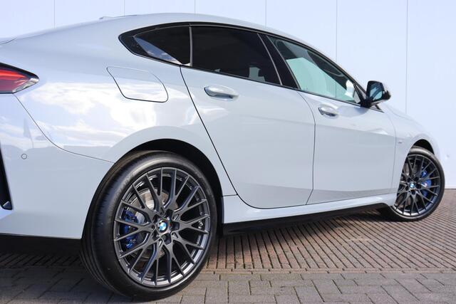 BMW 2-SERIE Gran Coupé 220 M Sport Design Edition M Sportpakket/ Comfort Access/ Panoramadak/ Harman-Kardon/ Premium Pack/ Stoelverwarming
