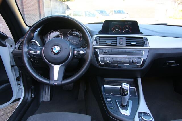 BMW 2-SERIE 218i High Executive
