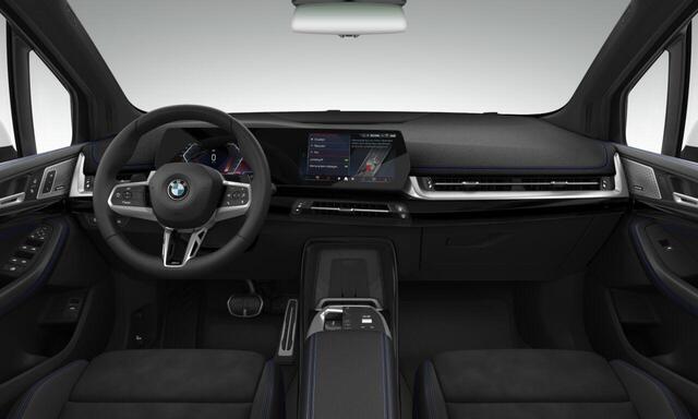 BMW 2-SERIE Active Tourer 220i M Sport Package | Equipment Package | Comfort Pack | Travel Pack
