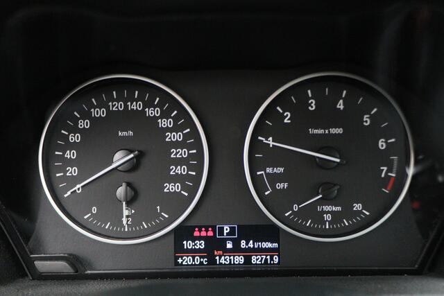 BMW 2-SERIE Active Tourer 218i Essential Automaat Cruise, Stoelverwarming, LED, Climate, PDC