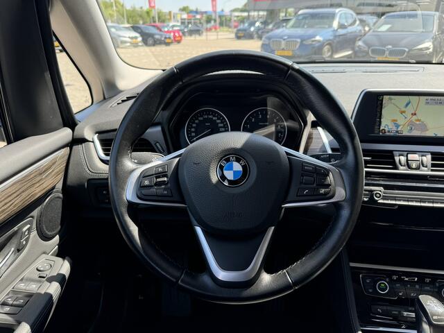 BMW 2-SERIE Active Tourer 225xe iPerformance Executive Leer LED Navi PDC 17 Inch Stoelverwarming