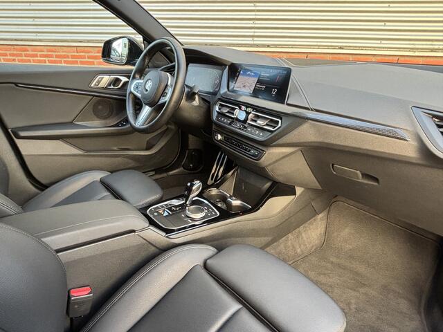 BMW 2-SERIE Gran Coupé 218i M-Sport | High Executive | Leder | CarPlay | HIFI Audio | Stoel Verw |