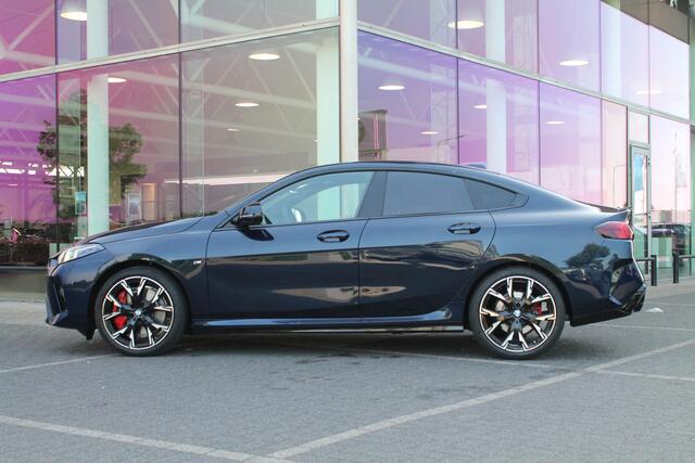 BMW 2-SERIE Gran Coupé 220 High Executive M Sport Automaat / Panoramadak / Sportstoelen / Adaptieve LED / M Adaptief onderstel / Comfort Access / Parking Assistant Plus