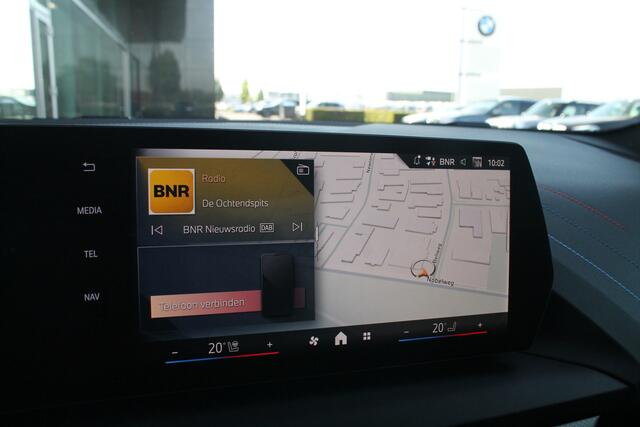 BMW 2-SERIE Gran Coupé 220 High Executive M Sport Automaat / Panoramadak / Sportstoelen / Adaptieve LED / M Adaptief onderstel / Comfort Access / Parking Assistant Plus