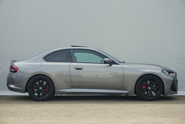BMW 2-SERIE Coupé 220i M Sportpakket Pro 19'' / Schuif-/kanteldak / Harman Kardon / Stuur-stoelverwarming / M Sportremsysteem