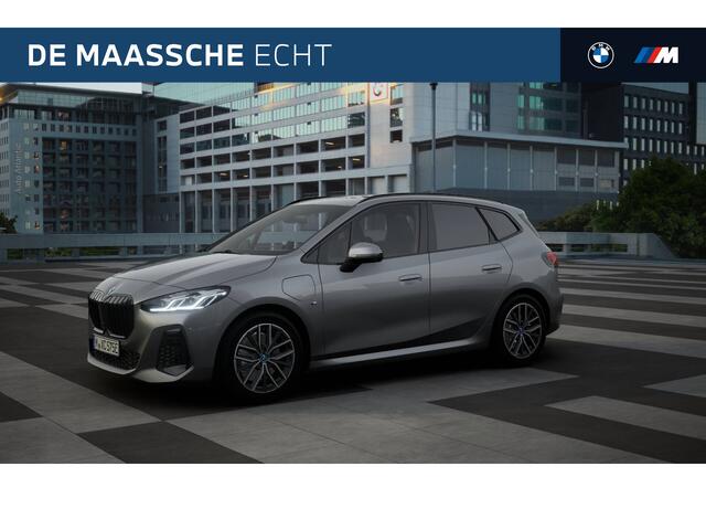 BMW 2-SERIE Active Tourer 225e xDrive High Executive M Sport Automaat / Panoramadak / Trekhaak / Sportstoelen / M Adaptief onderstel / Head-Up / Adaptieve LED / Parking Assistant Plus