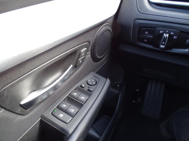 BMW 2-SERIE 225XE IP CENT HIGHEX-Hybride-Media-Navi-Blth-Clima-Cruise-Pdc