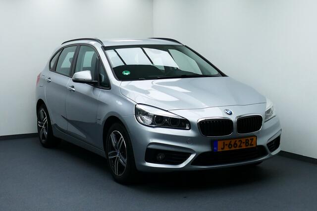 BMW 2-SERIE Active Tourer 218i High Executive. Elek A Klep, Navi, Clima, Led Koplampen, Afn Haak 1300kg