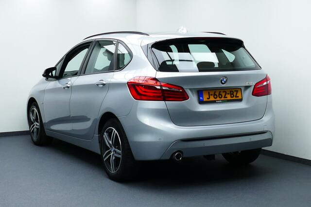 BMW 2-SERIE Active Tourer 218i High Executive. Elek A Klep, Navi, Clima, Led Koplampen, Afn Haak 1300kg