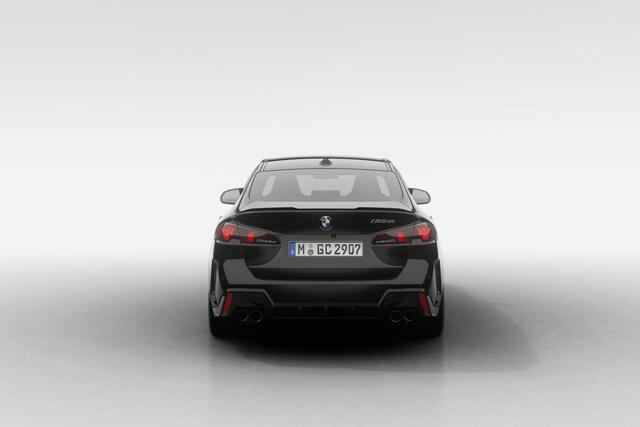 BMW 2-SERIE Gran Coupé M235 xDrive | M Sport Pro | Innovation Pack | Elektrisch verstelbare stoelen | Driving Assistant Professional