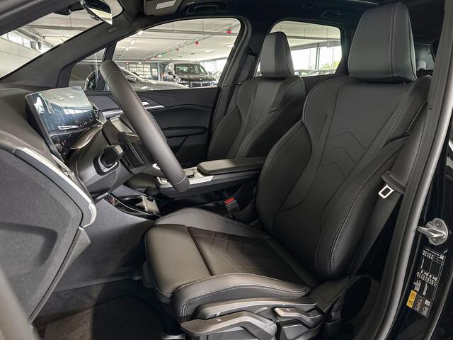 BMW 2-SERIE Active Tourer 225e xDrive | Stuurwielrand verwarmd | Glazen panoramadak