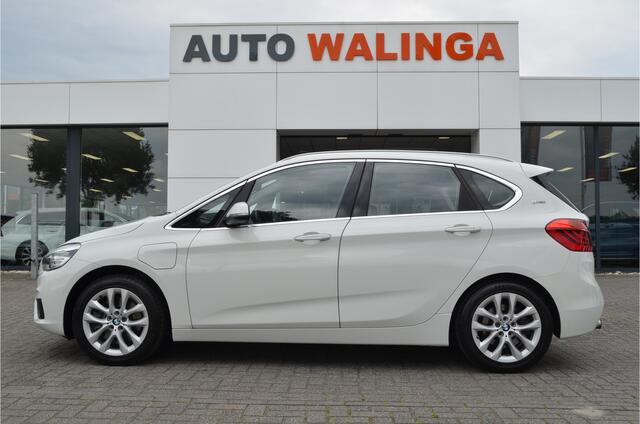 BMW 2-SERIE Active Tourer 225xe Panoramadak | Comfort access | Led koplampen | Stoelverwarming |