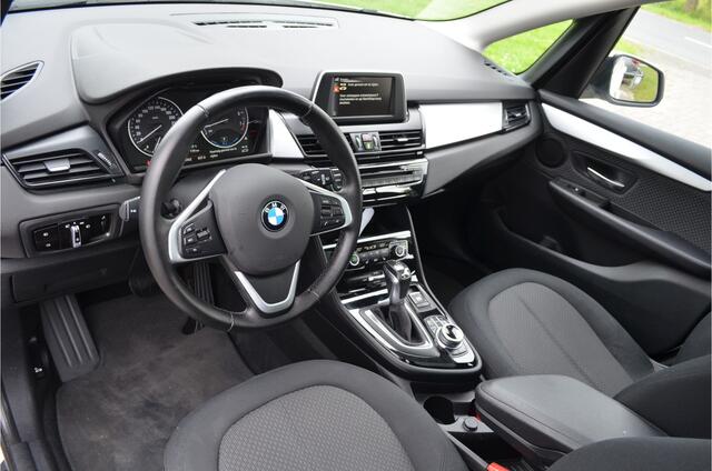 BMW 2-SERIE Active Tourer 225xe Panoramadak | Comfort access | Led koplampen | Stoelverwarming |