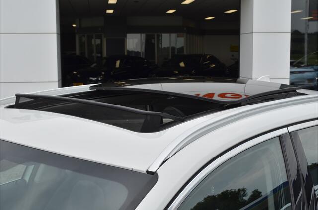 BMW 2-SERIE Active Tourer 225xe Panoramadak | Comfort access | Led koplampen | Stoelverwarming |