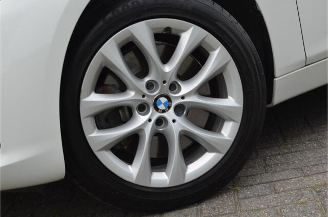 BMW 2-SERIE Active Tourer 225xe Panoramadak | Comfort access | Led koplampen | Stoelverwarming |
