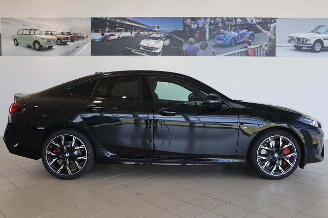 BMW 2-SERIE Gran Coupé 220 M Sportpakket Pro | Premium Pack | Driving Assistant Plus