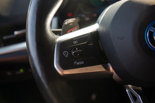 BMW 2-SERIE Active Tourer 225e xDrive M-Sport , Trekhaak , Sportstoelen