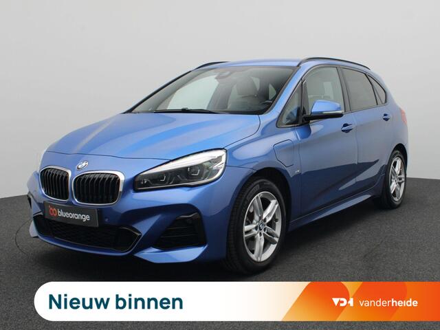 BMW 2-SERIE Active Tourer 225xe iPerformance High Executive 225PK Aut. M Sport, Adaptieve Cruise Controle, Achteruitrijcamera, Elektr. Achterklep, Volleder, Head-Up Display, Achteruitrijcamera, Stoel-Stuurverwarming, 17" LM Velgen