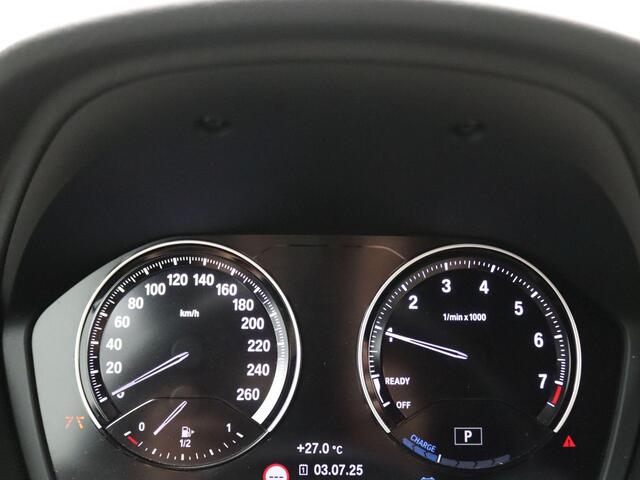 BMW 2-SERIE Active Tourer 225xe iPerformance High Executive 225PK Aut. M Sport, Adaptieve Cruise Controle, Achteruitrijcamera, Elektr. Achterklep, Volleder, Head-Up Display, Achteruitrijcamera, Stoel-Stuurverwarming, 17" LM Velgen