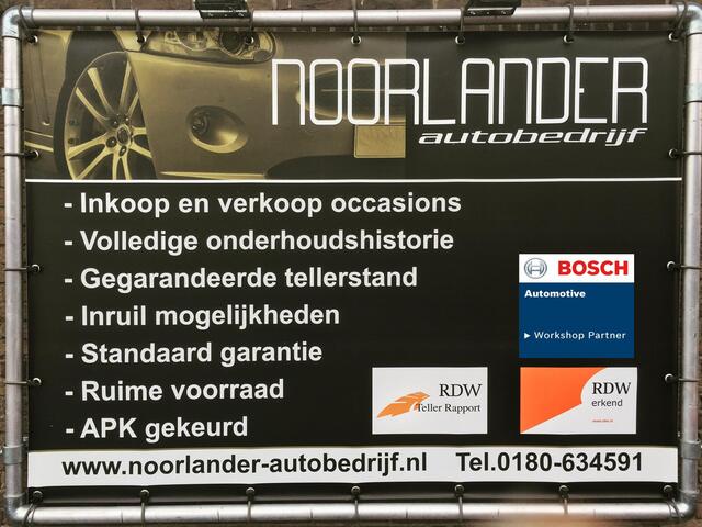 BMW 2-SERIE Cabrio 220i Executive