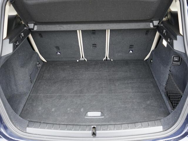 BMW 2-SERIE Active Tourer 218i High Executive Orig.NL / Lederen bekleding / Camera / Pano dak / Navi Prof / Head-Up