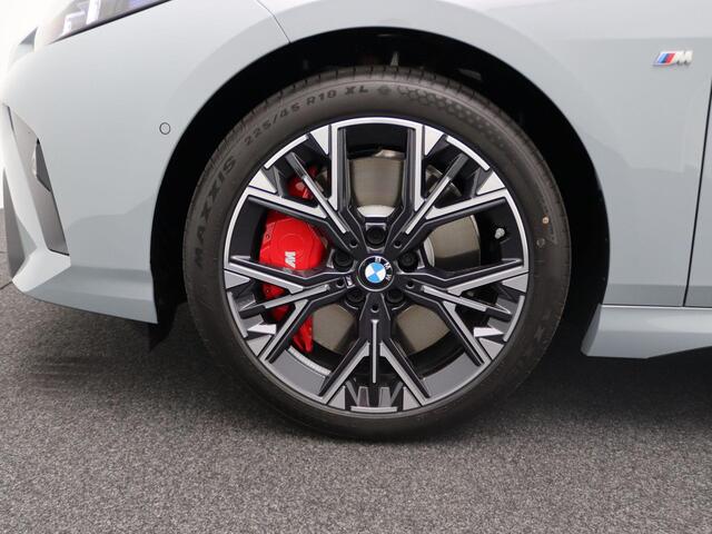 BMW 2-SERIE Gran Coupé 220 M Sportpakket Pro | Premium Pack | Stuurwielrand Verwarmd | Comfort Access | Driving Assistant | Harman Kardon | 18''