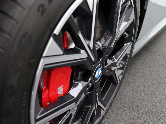 BMW 2-SERIE Gran Coupé 220 M Sportpakket Pro | Premium Pack | Stuurwielrand Verwarmd | Comfort Access | Driving Assistant | Harman Kardon | 18''