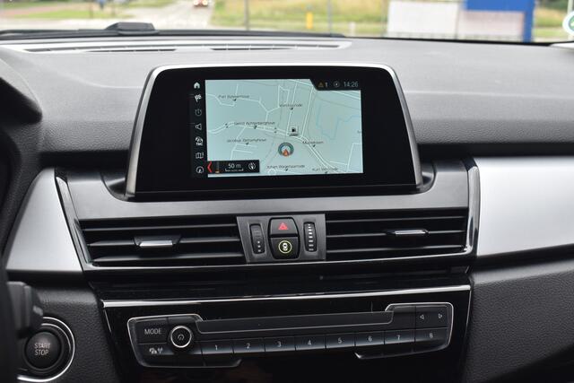 BMW 2-SERIE Active Tourer 225xe iPerformance Executive Navigatie | Stoelverwarming | Camera | 100% Onderhouden 12 mnd BOVAG garantie Whatsapp 06-53188999