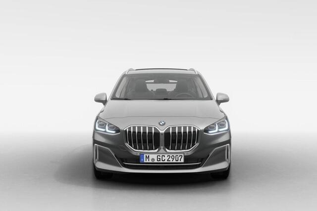 BMW 2-SERIE Active Tourer 220i | Luxury Line | Premium Pack | Travel Pack