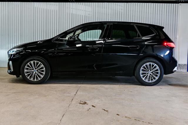 BMW 2-SERIE 218i Luxury Line Leer|Camera