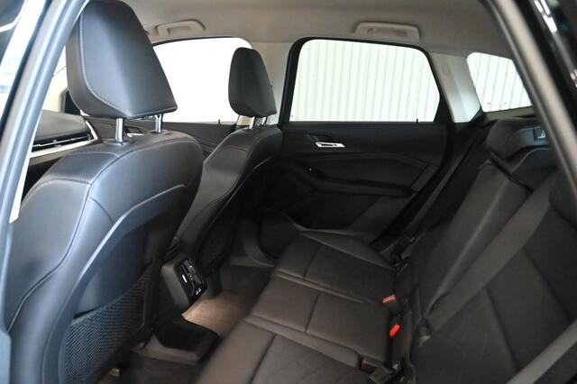 BMW 2-SERIE 218i Luxury Line Leer|Camera