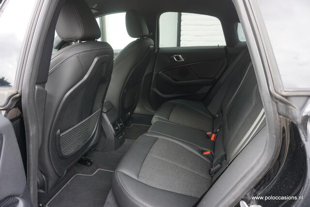 BMW 2-SERIE Gran Coupé 218i Automaat | Carplay | DAB+ | Sportpakket |